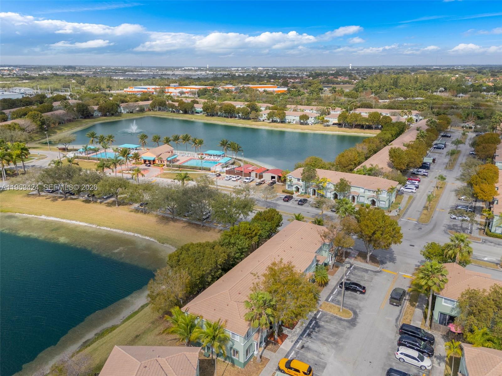 SHOMA TOWNHOMES AT KEYSCO - Residential