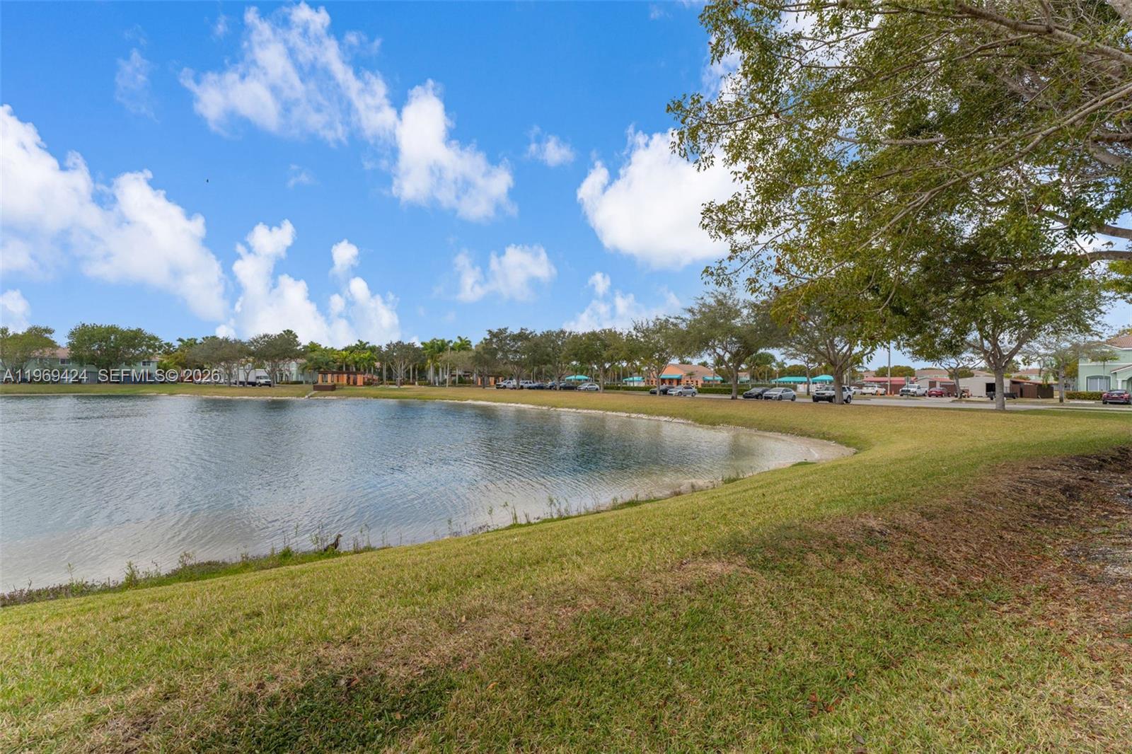 SHOMA TOWNHOMES AT KEYSCO - Residential