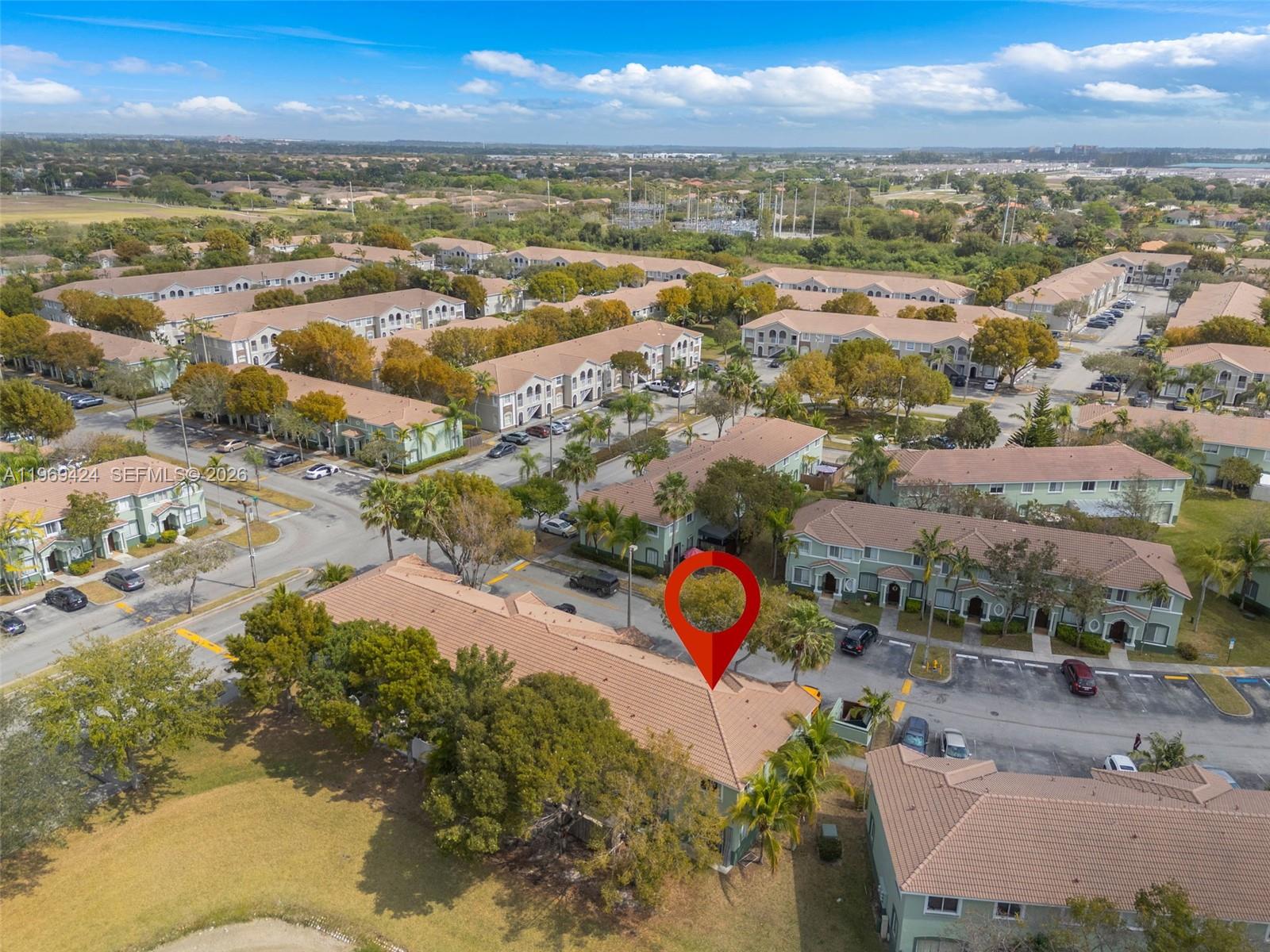 SHOMA TOWNHOMES AT KEYSCO - Residential