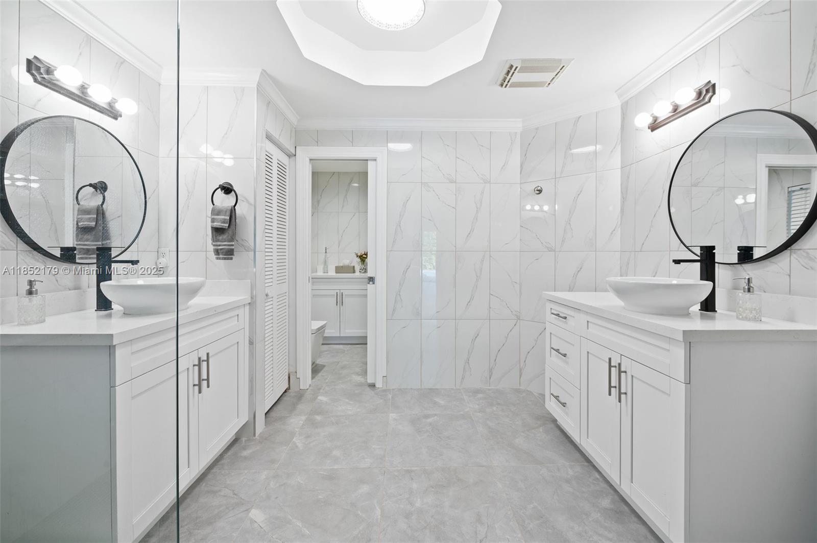 ORCHID ISLAND - Residential