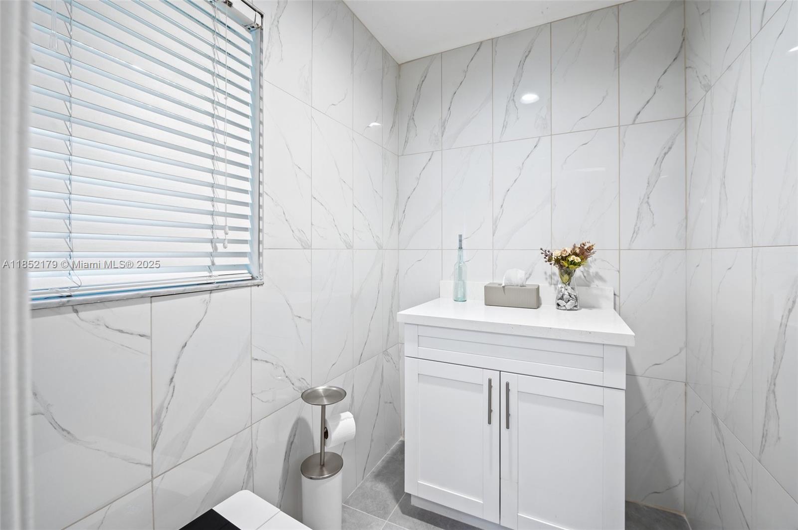 ORCHID ISLAND - Residential