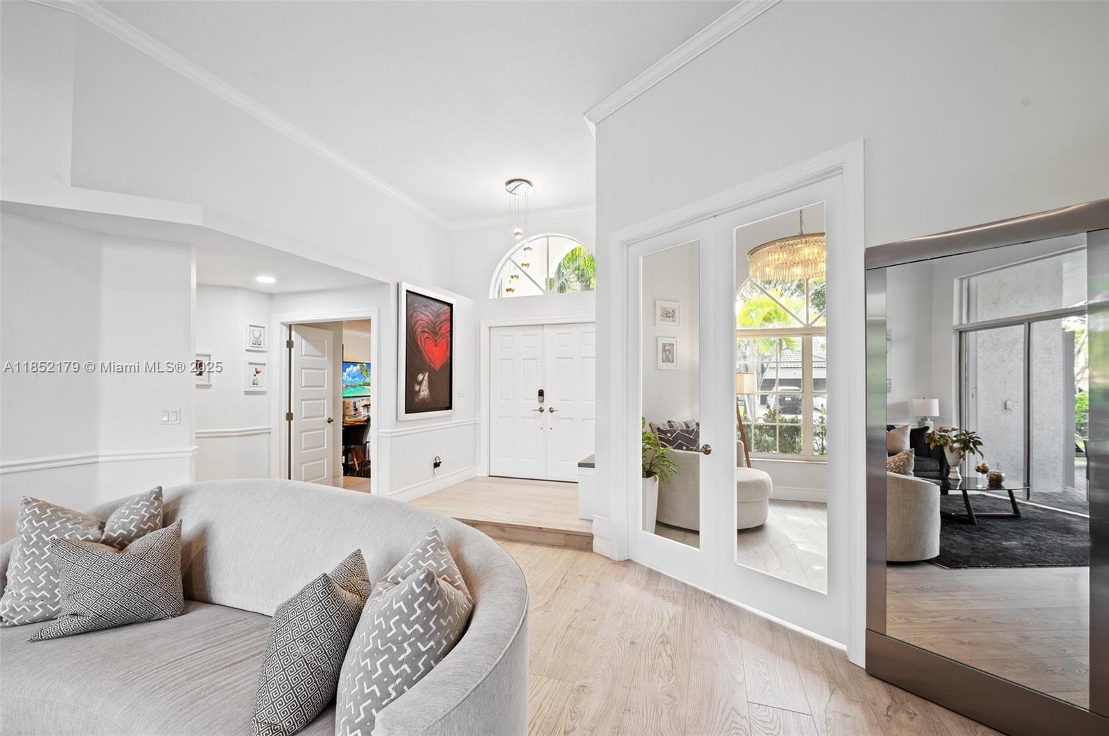 ORCHID ISLAND - Residential