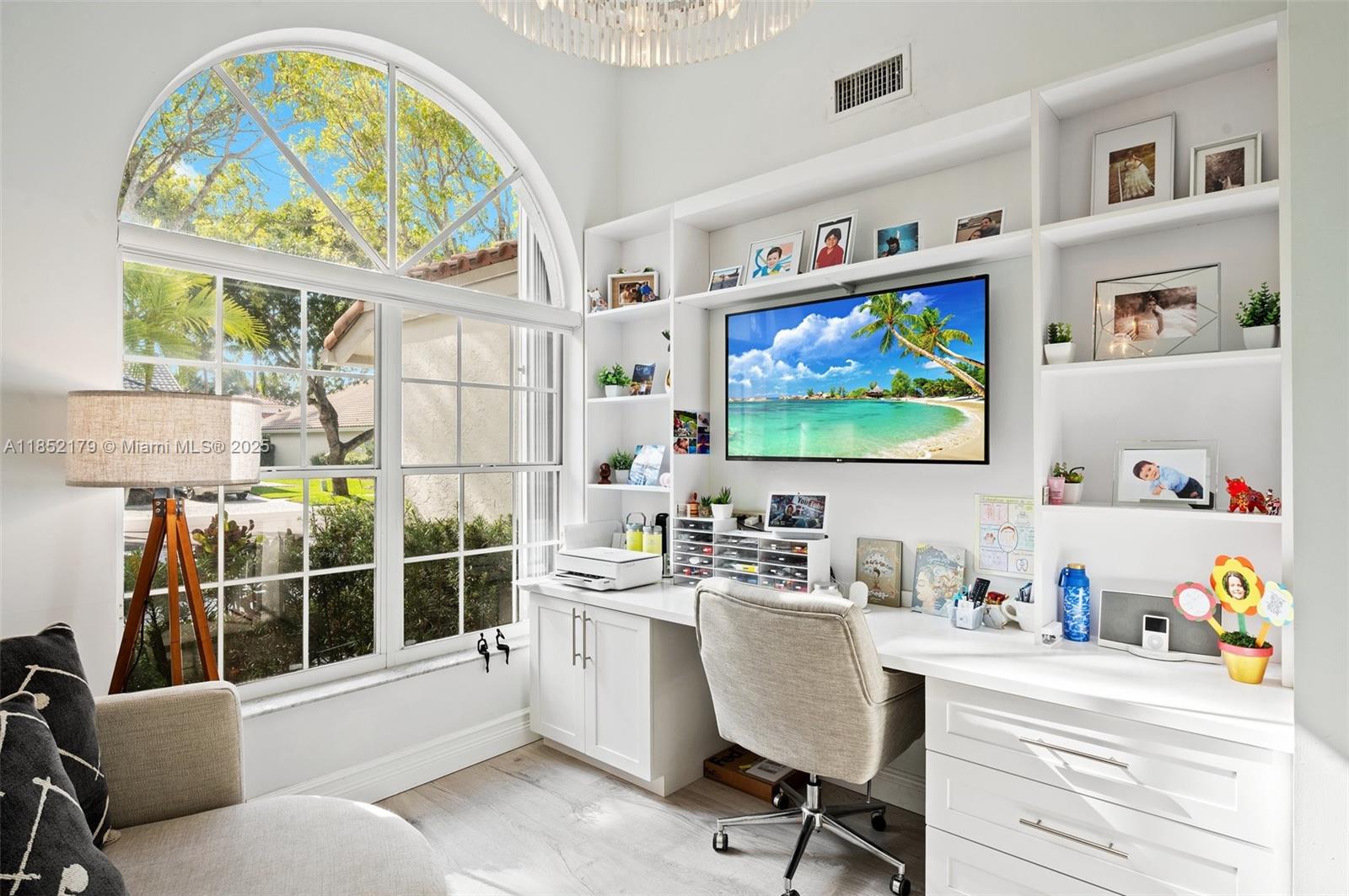 ORCHID ISLAND - Residential