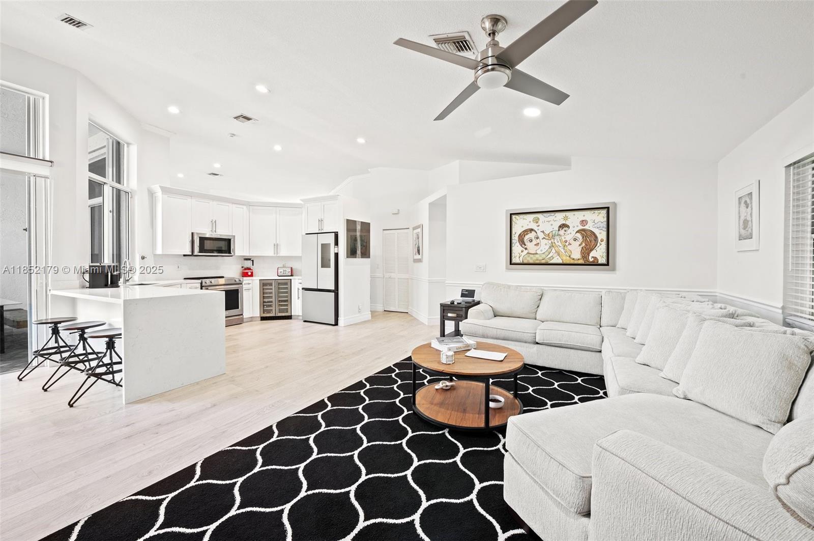 ORCHID ISLAND - Residential