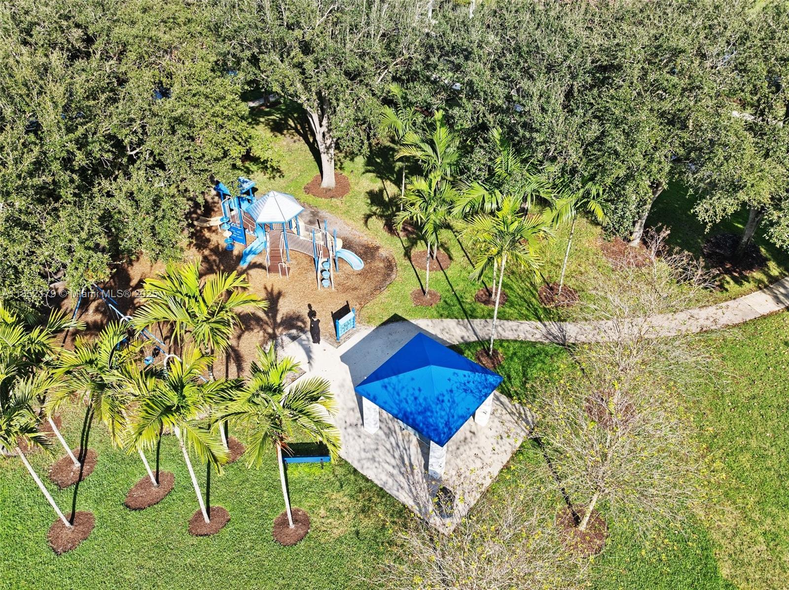 ORCHID ISLAND - Residential