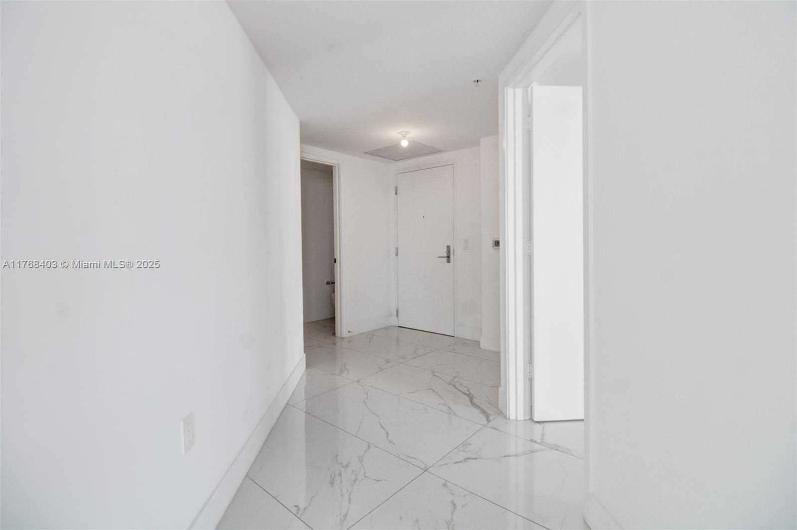 PARQUE TOWERS CONDO - Residential