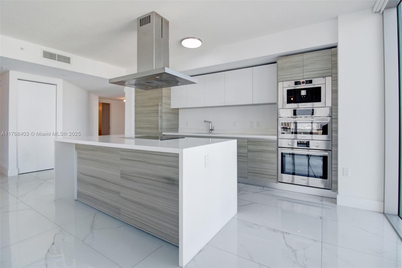 Property for Sale at 330 Sunny Isles Blvd 5-801, Sunny Isles Beach, Miami-Dade County, Florida - Bedrooms: 3 
Bathrooms: 4  - $1,349,000