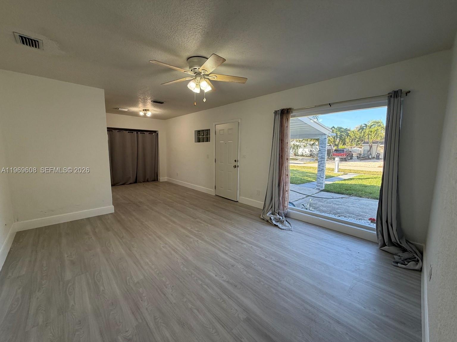 CUTLER RIDGE SEC 4 - Residential Lease