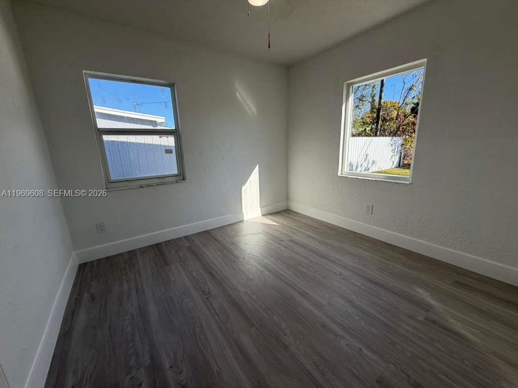 CUTLER RIDGE SEC 4 - Residential Lease