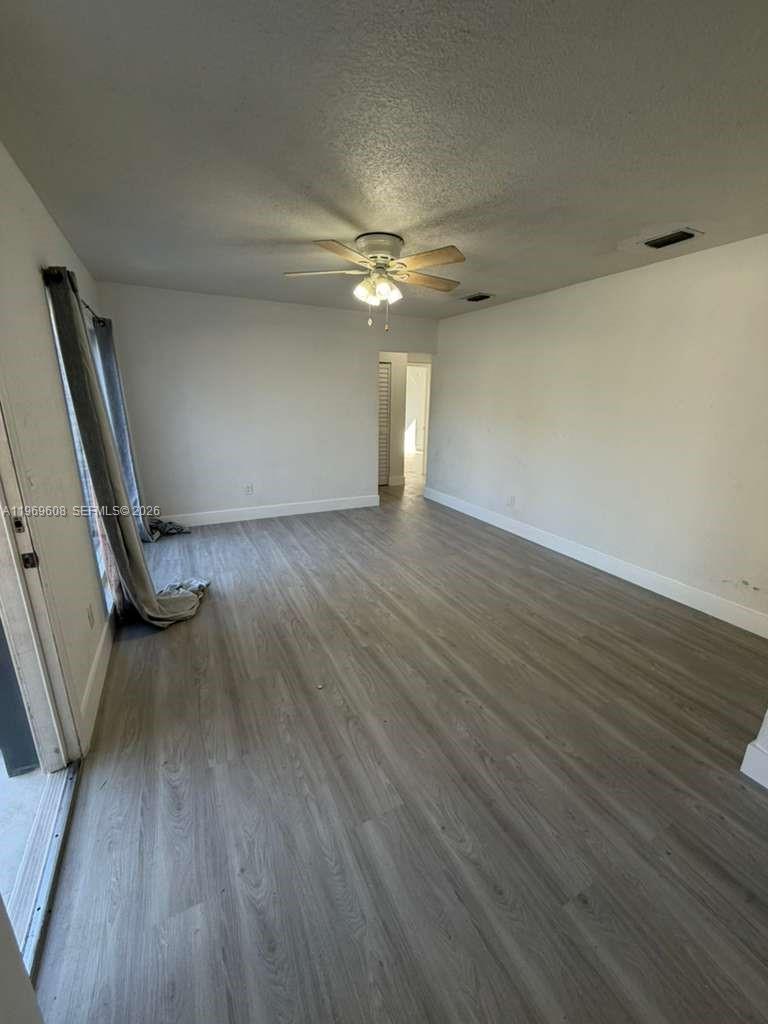 CUTLER RIDGE SEC 4 - Residential Lease