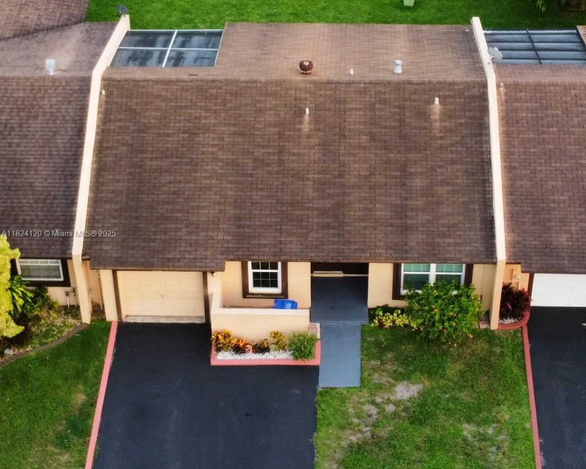 Property for Sale at 9410 S Meadows Cir, Miramar, Broward County, Florida - Bedrooms: 2 
Bathrooms: 2  - $425,000