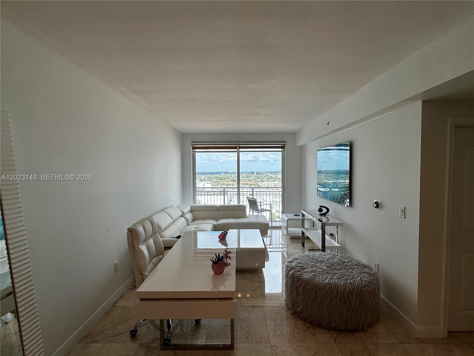 TOSCANO CONDO - Residential