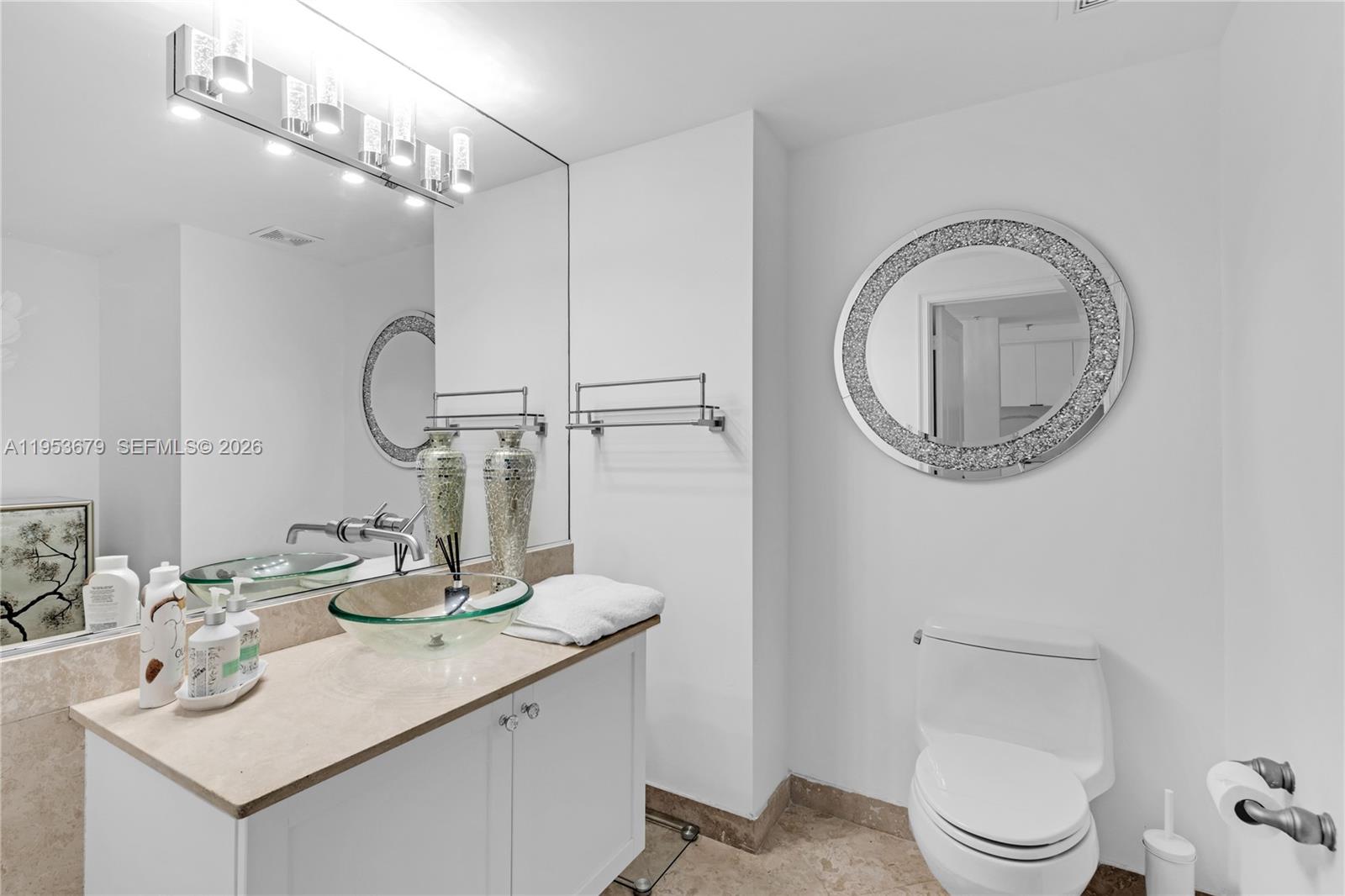 PALMETTO PLACE CONDO - Residential Lease