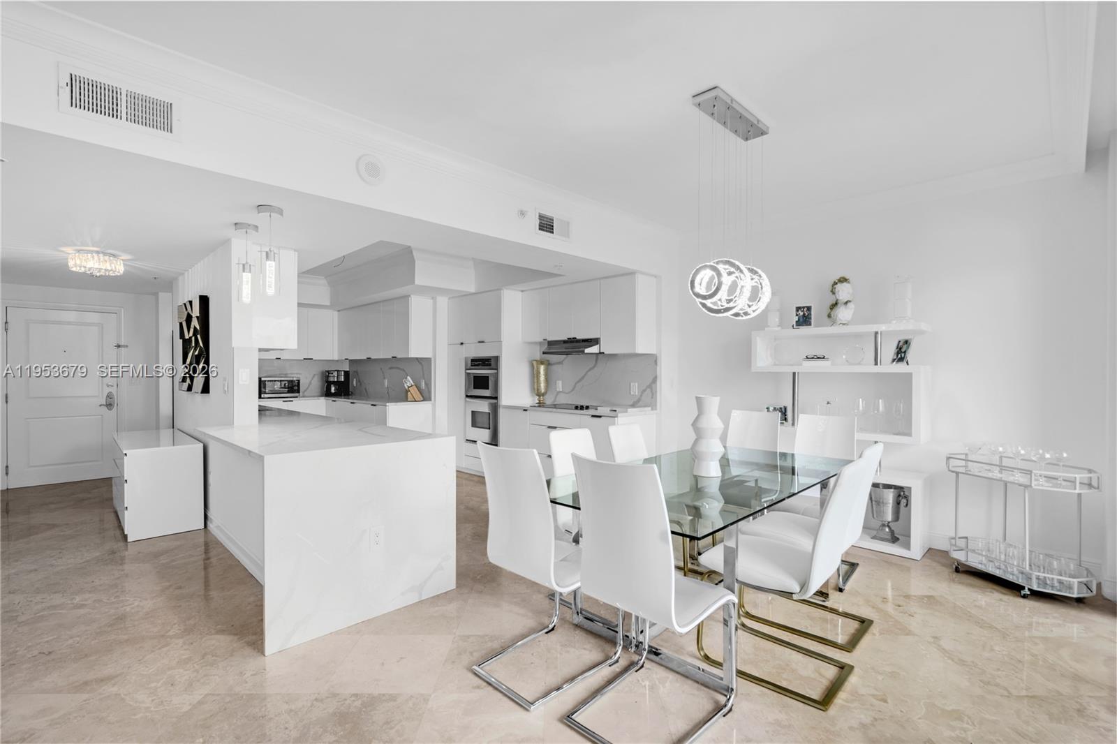 PALMETTO PLACE CONDO - Residential Lease