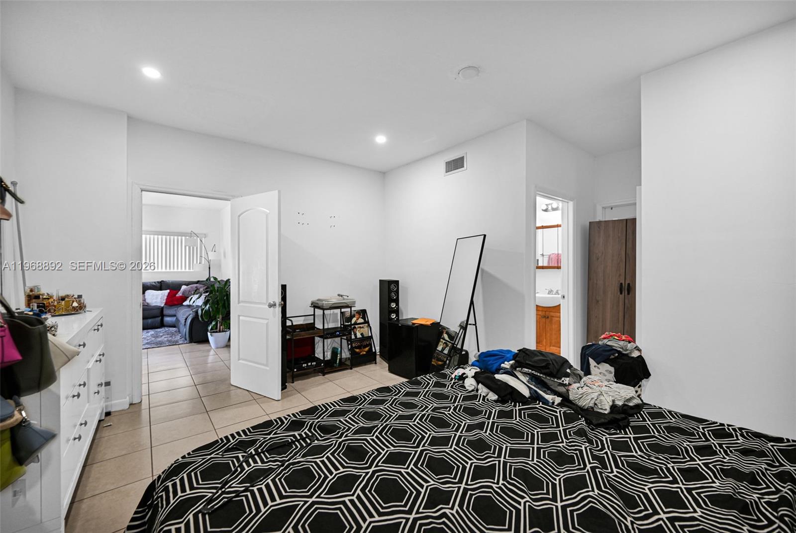 FLAGAMI SEC B - Residential