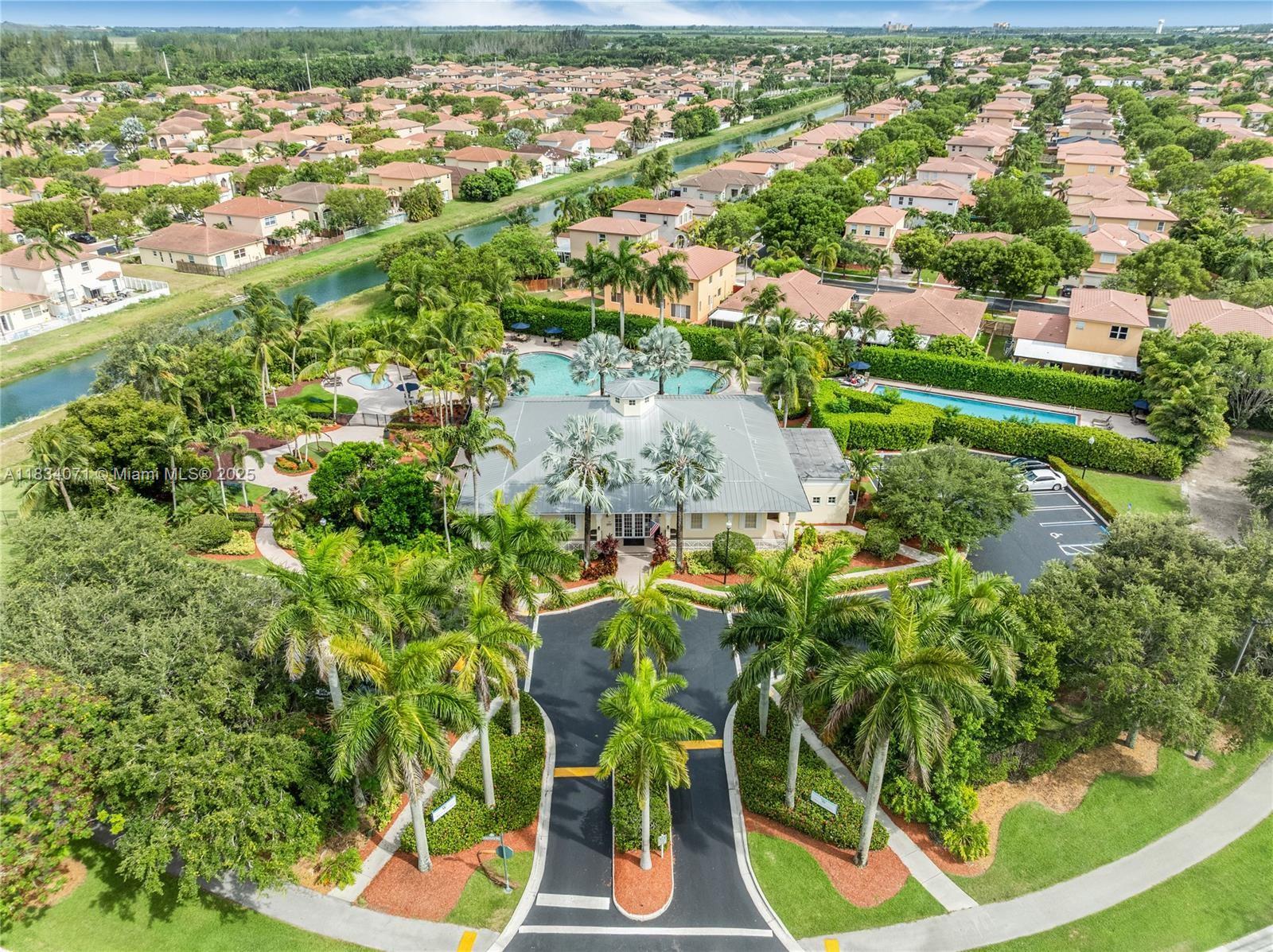 MEGHANS PLACE - Residential