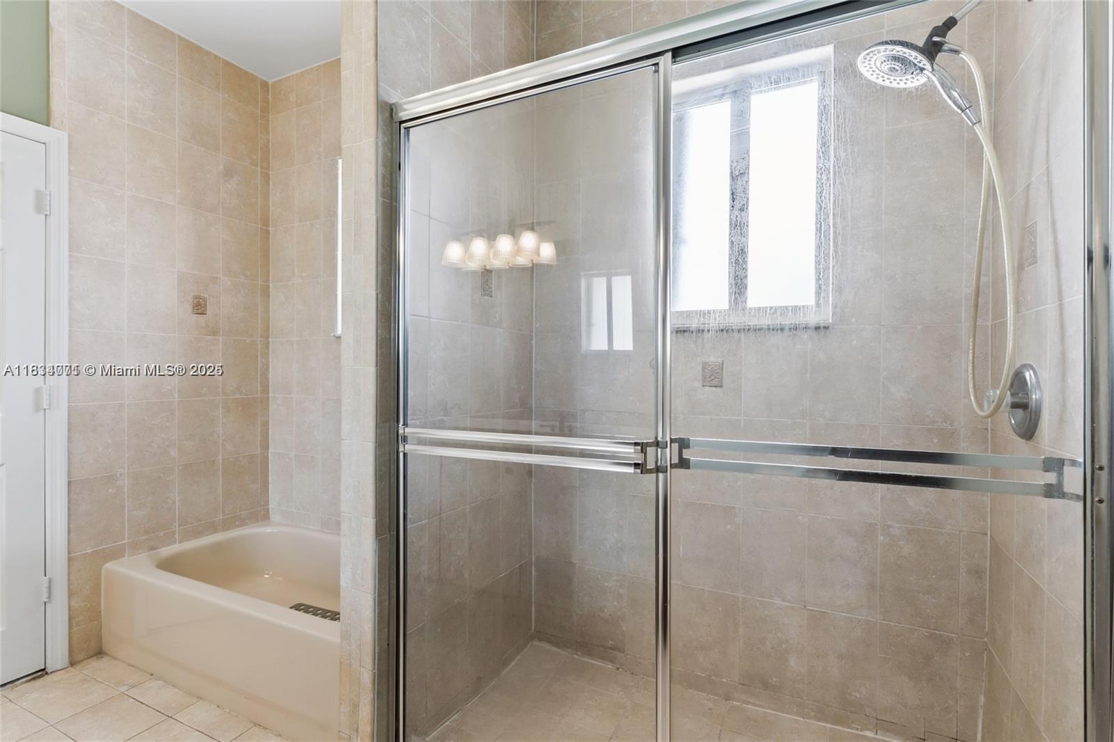 MEGHANS PLACE - Residential