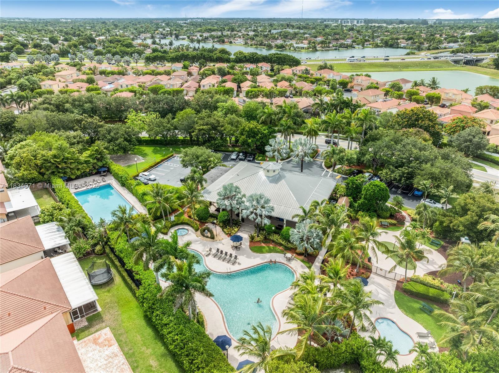 MEGHANS PLACE - Residential