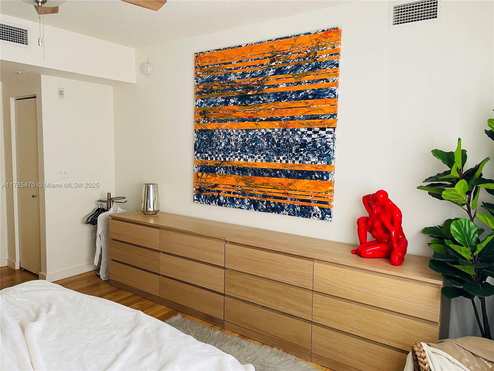 VENTURE AT AVENTURA WEST - Residential