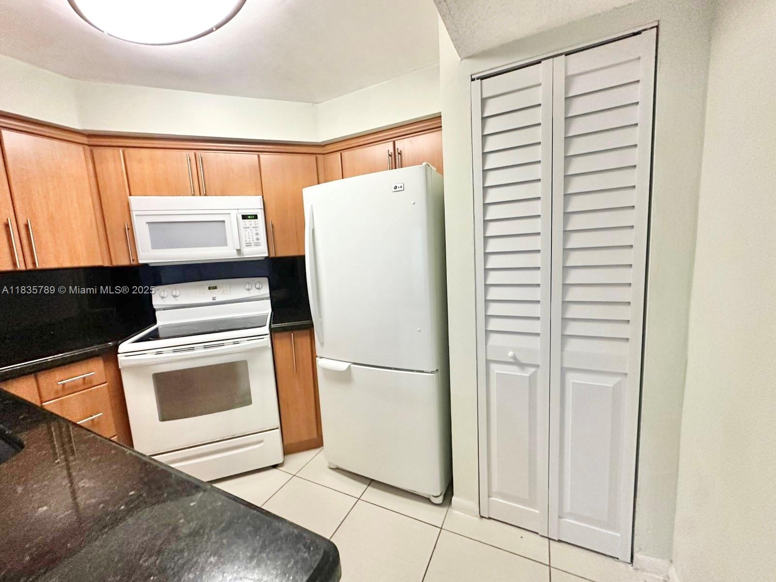 8305 SW 152nd Ave A-106