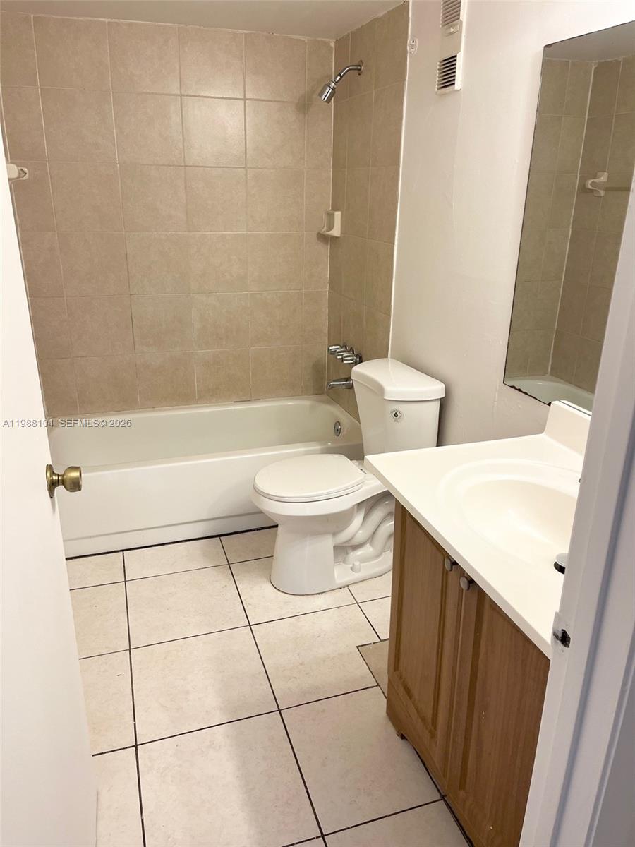 HIDDEN FOREST CONDO - Residential Lease