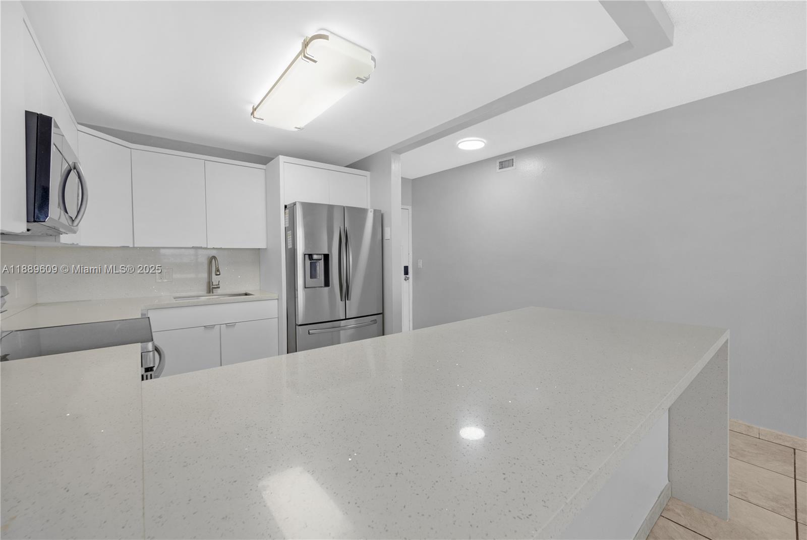 CASA DEL SOL CONDO - Residential