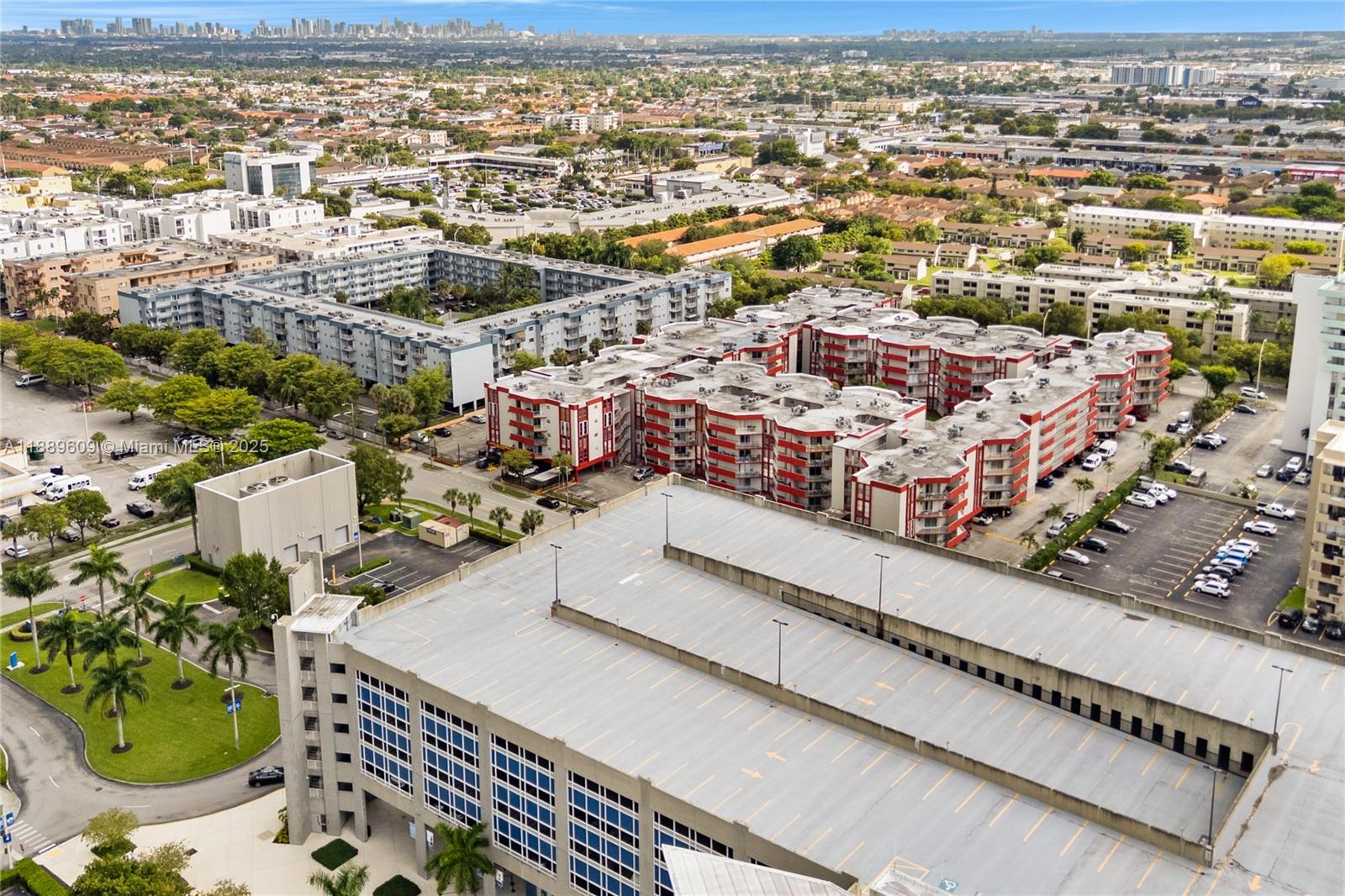 CASA DEL SOL CONDO - Residential