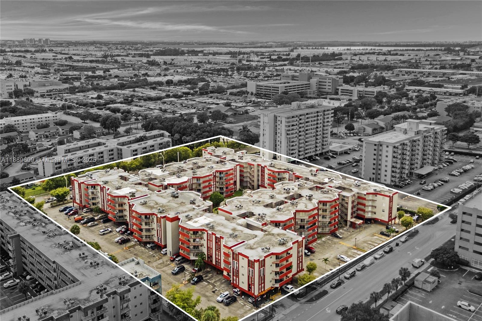 CASA DEL SOL CONDO - Residential