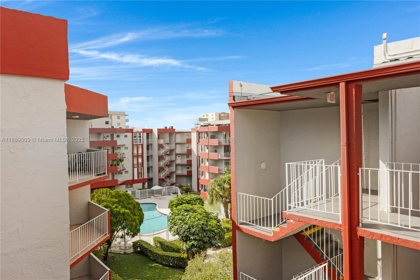 CASA DEL SOL CONDO - Residential