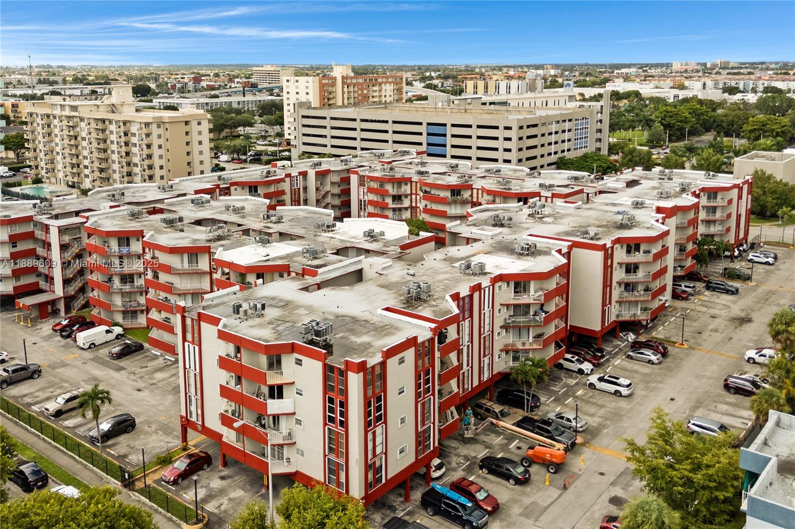 CASA DEL SOL CONDO - Residential