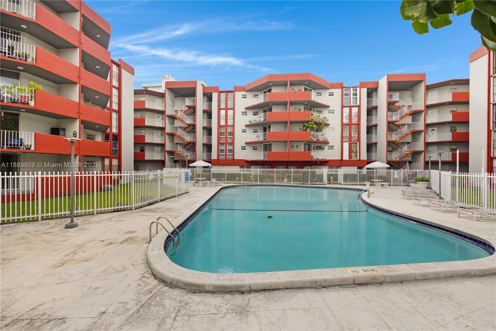 CASA DEL SOL CONDO - Residential