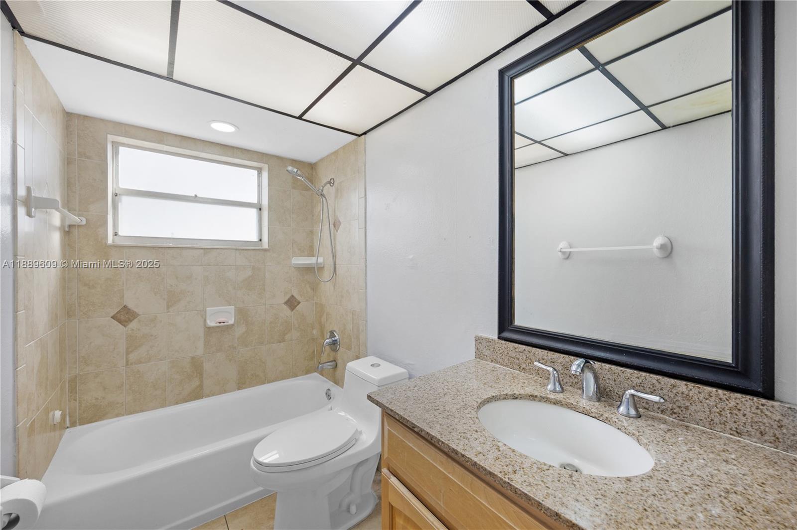 CASA DEL SOL CONDO - Residential