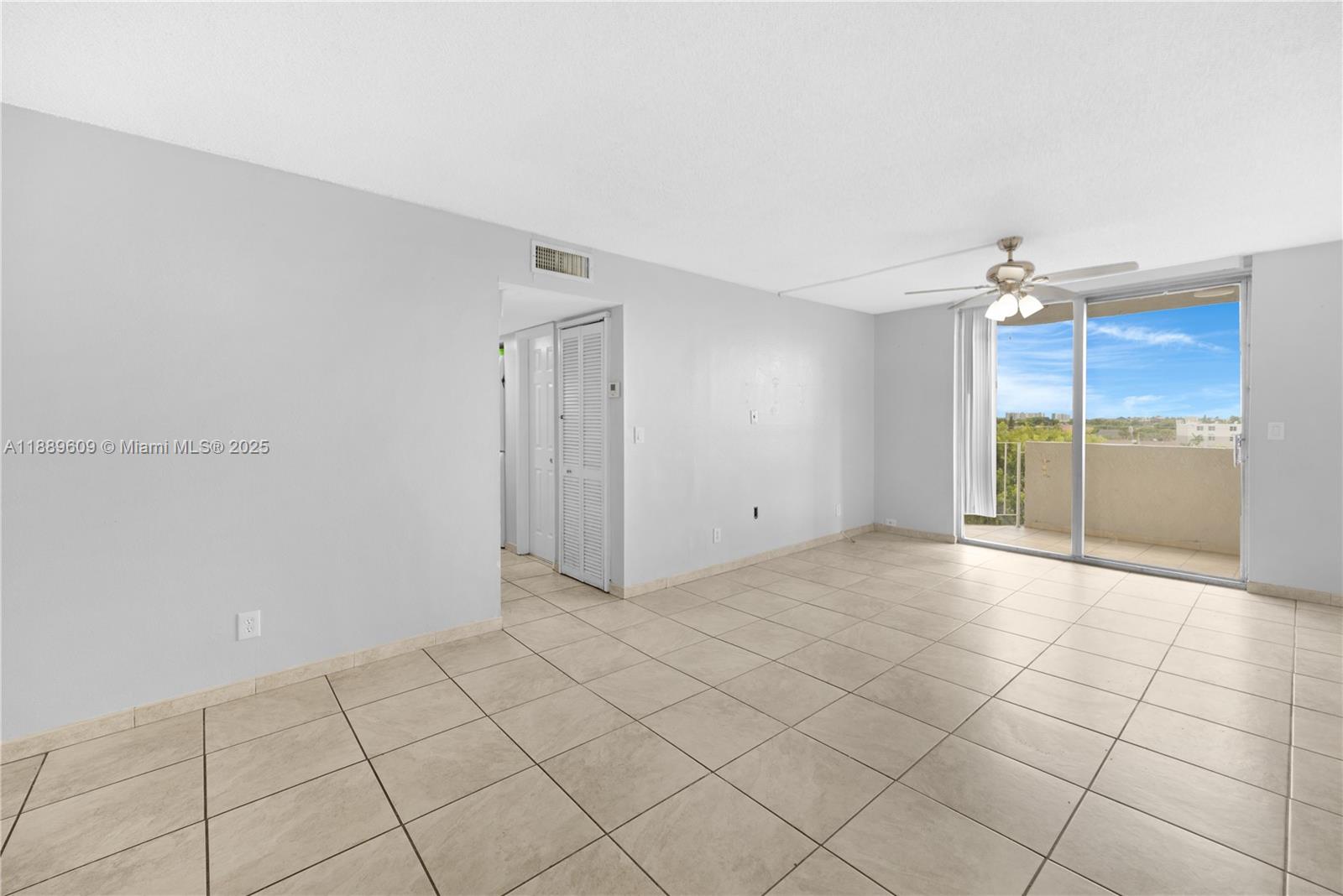 CASA DEL SOL CONDO - Residential
