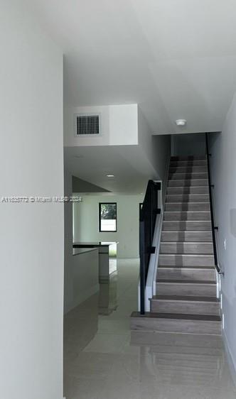 Oaks Place Townhomes - Residential Lease