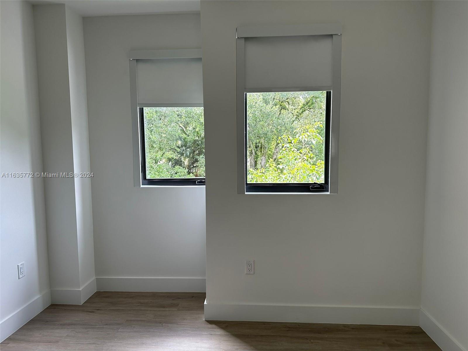 Oaks Place Townhomes - Residential Lease