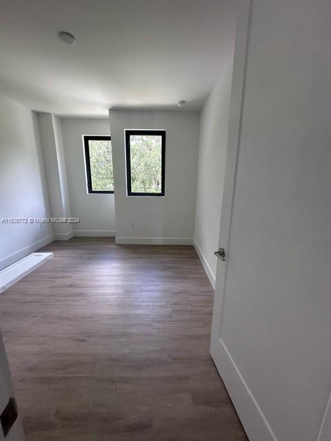 Oaks Place Townhomes - Residential Lease