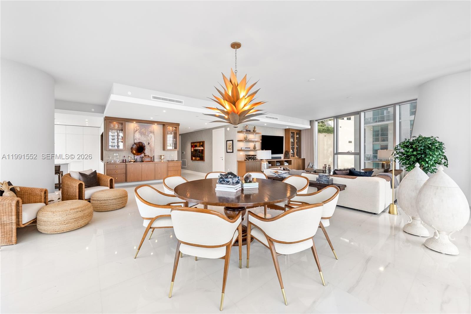 300 Biscayne Boulevard Way 901E