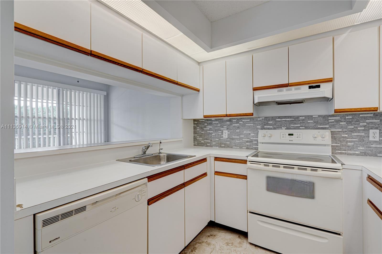 BUCKINGHAM EAST AT CENTUR - Residential