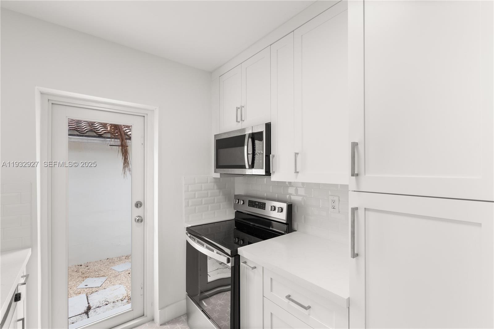 CORAL GABLES GRANADA SEC - Residential Lease