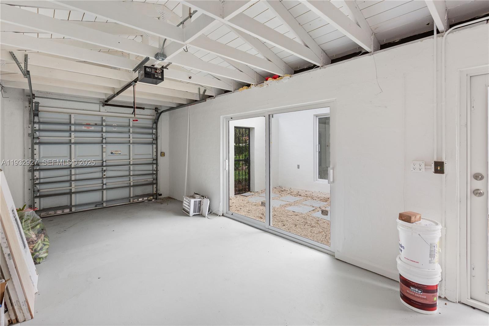 CORAL GABLES GRANADA SEC - Residential Lease