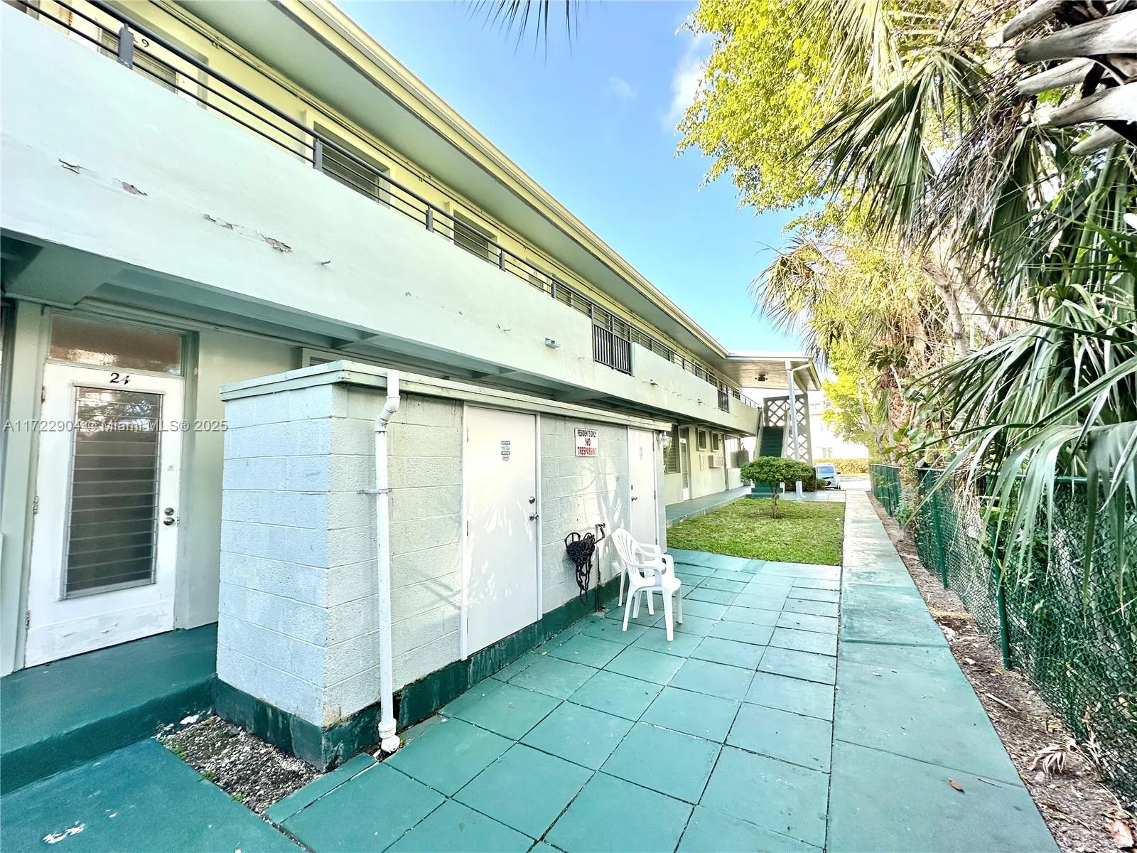 Bay Harbor Islands, Florida 33154, United States, 1 Bedroom Bedrooms, ,1 BathroomBathrooms,Residential,Pending,19150