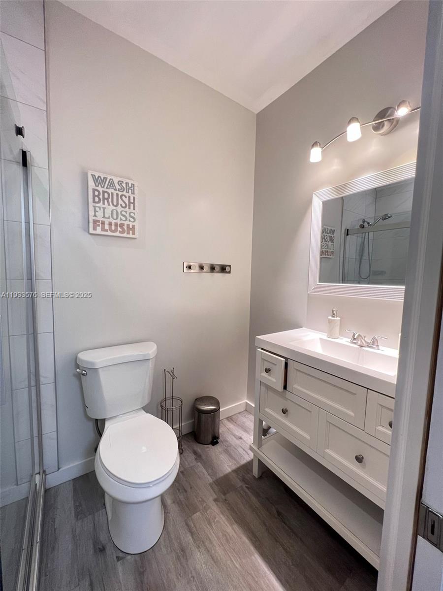 26 Diplomat Pkwy 2308