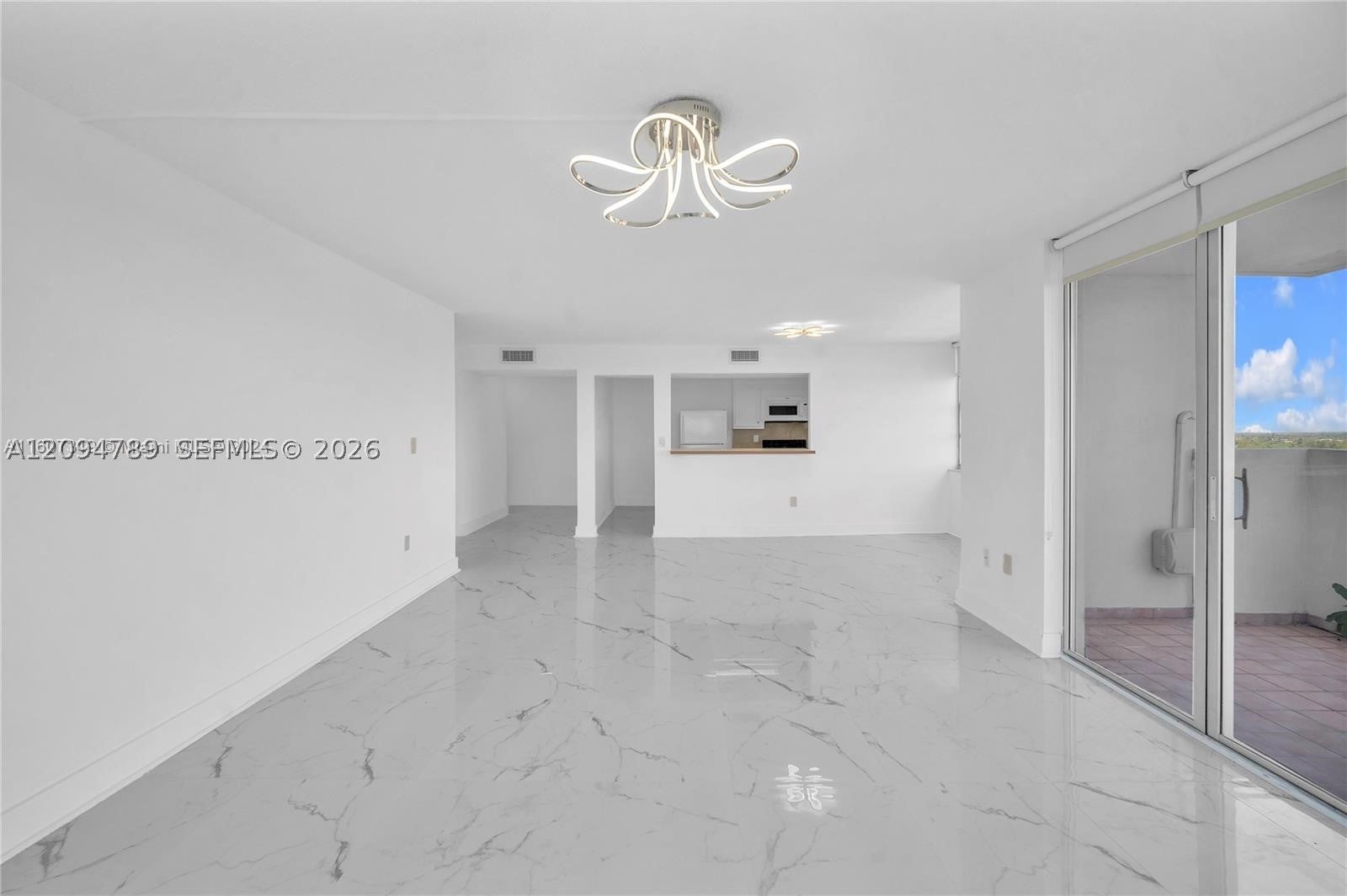 2780 NE 183rd St 1601