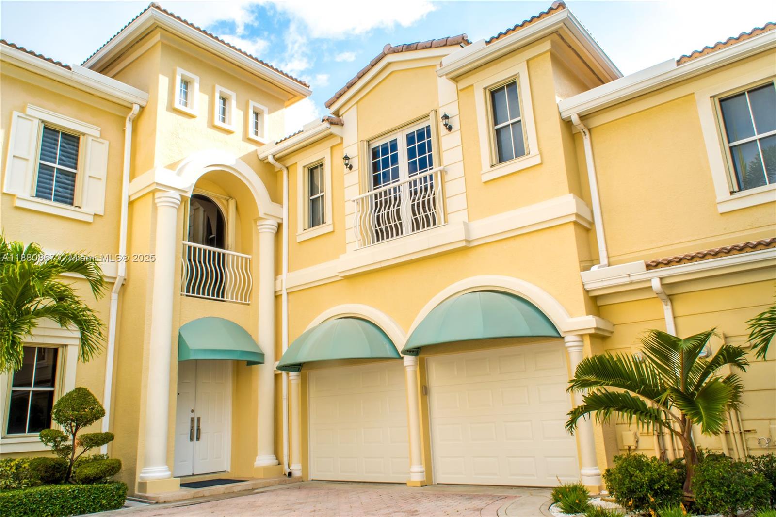 THE COURTYARDS AT THE POI - Residential Lease