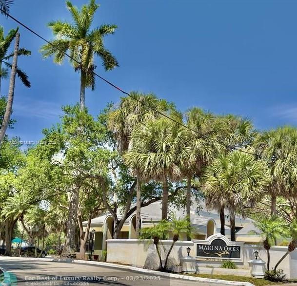 MARINA OAKS CONDO - Residential Lease