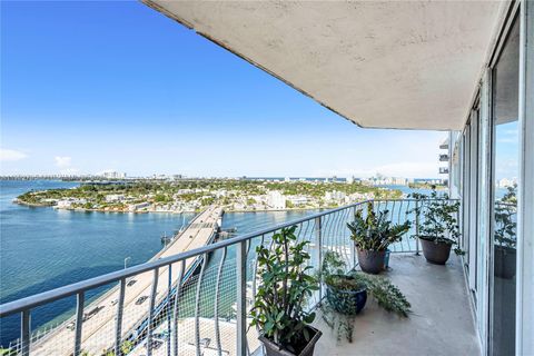 7601 E Treasure Dr 2412 North Bay Village FL 33141