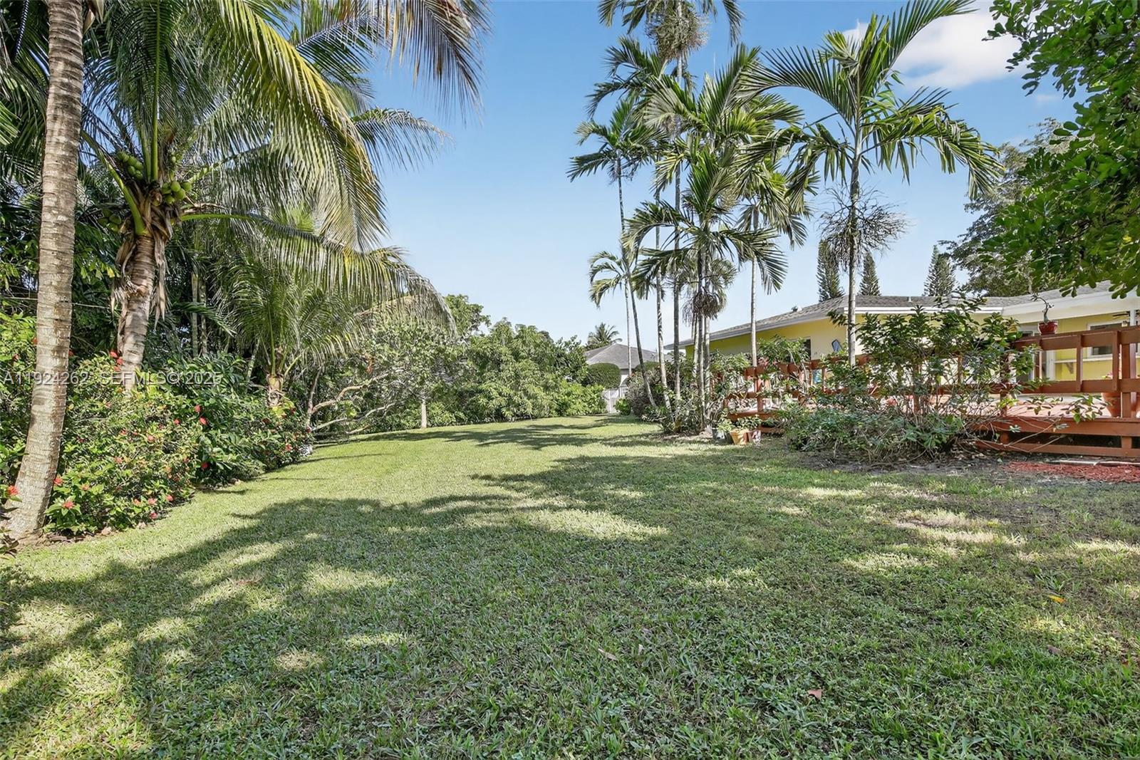 PLANTATION ACRES SOUTH - Residential