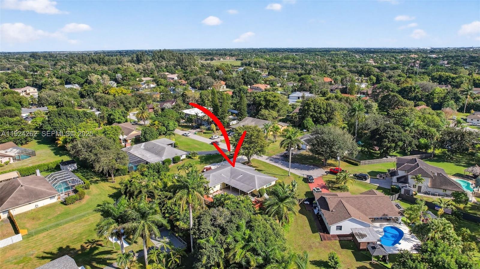 PLANTATION ACRES SOUTH - Residential