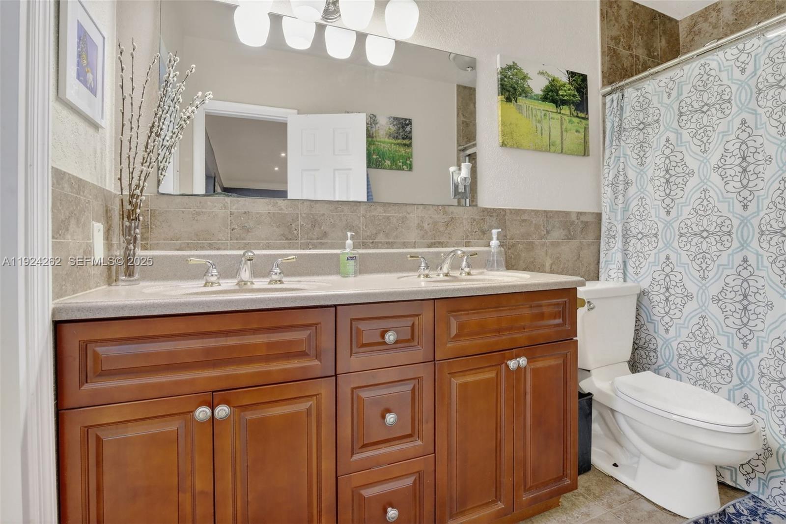 PLANTATION ACRES SOUTH - Residential