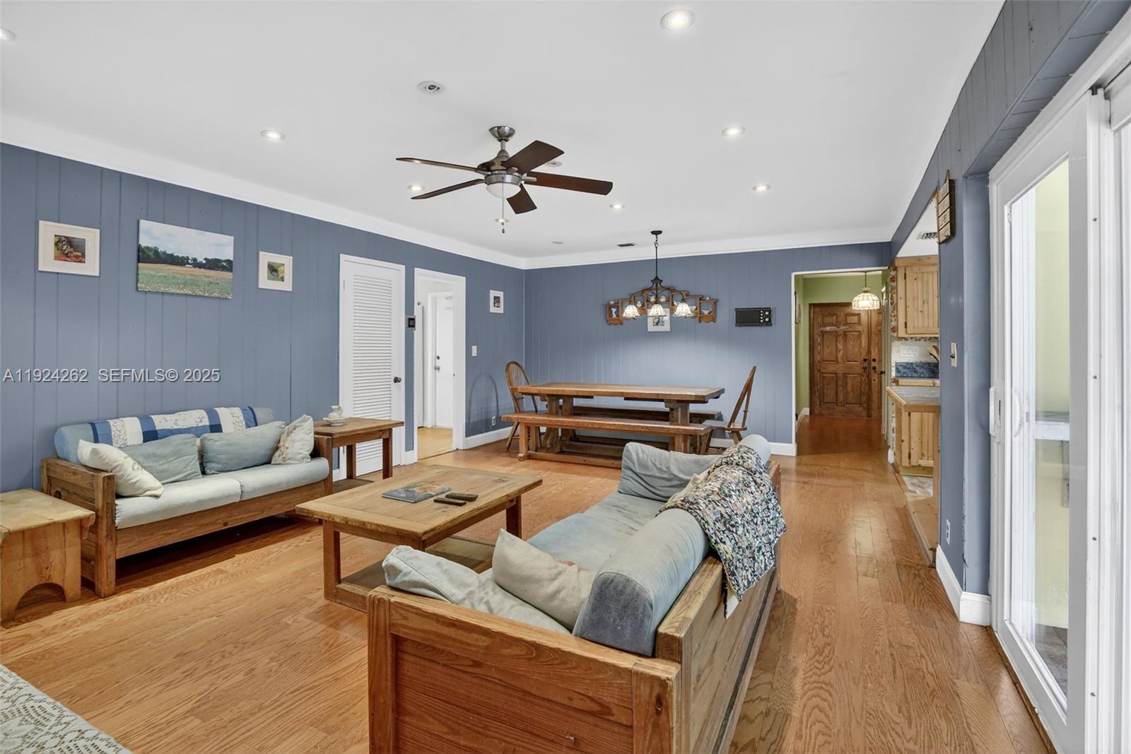 PLANTATION ACRES SOUTH - Residential